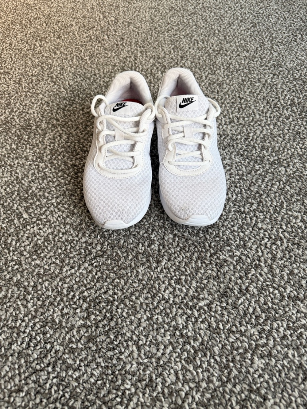 Nike White Women's Athletic Running Shoes - Picture 3 of 4